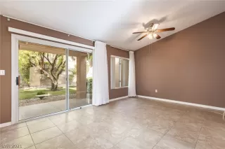 Photo #5: 2325314 Listing 
