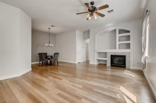 Photo #2: 2325340 Listing