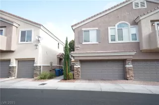 Photo #1: 2325372 Listing 