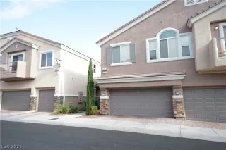 Photo #2: 2325372 Listing 