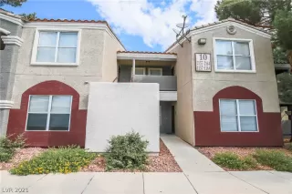 Photo #3: 2325418 Listing