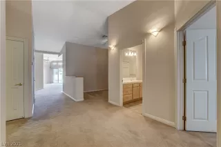 Photo #4: 2325433 Listing 