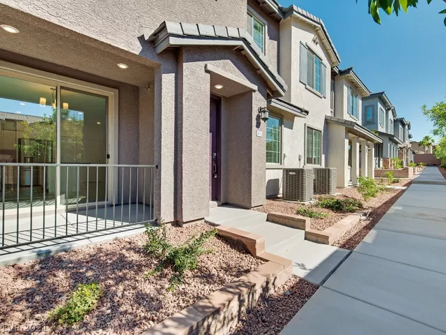 MLS: 2325456 Condo For Sale