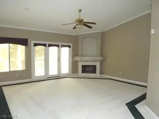 Photo #2: 2325480 Listing 