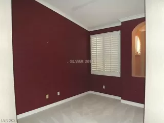 Photo #5: 2325480 Listing 