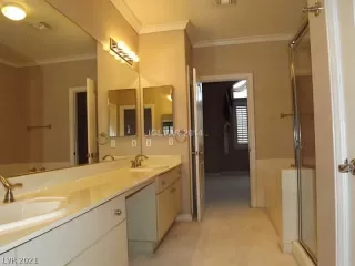 Photo #6: 2325480 Listing 