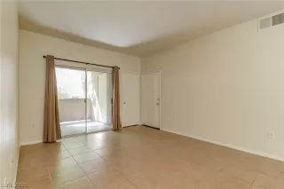 Photo #1: 2325497 Listing