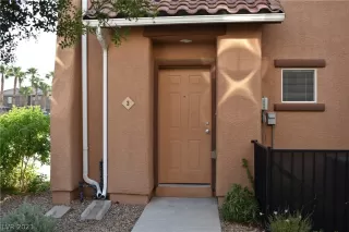 Photo #2: 2325515 Listing 