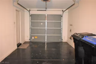 Photo #4: 2325515 Listing 