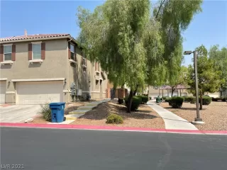 Photo #1: 2325531 Listing 