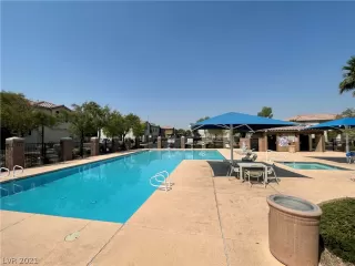 Photo #4: 2325531 Listing 