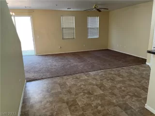 Photo #6: 2325531 Listing 