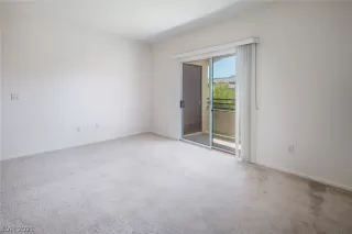 Photo #1: 2325534 Listing 