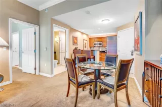 Photo #6: 2325557 Listing 