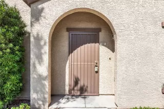 Photo #3: 2325584 Listing