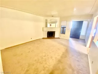 Photo #3: 2325615 Listing 