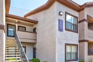 Photo #1: 2325672 Listing