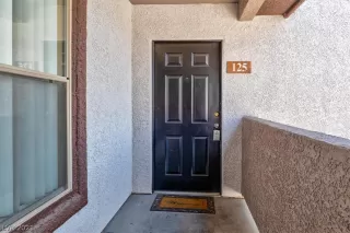 Photo #2: 2325672 Listing