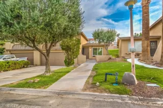 Photo #2: 2325684 Listing