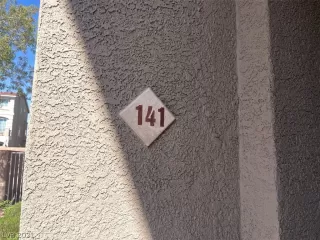 Photo #1: 2325686 Listing 