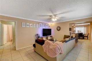 Photo #4: 2325733 Listing 