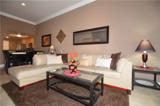 Photo #1: 2325747 Listing