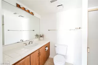 Photo #6: 2325785 Listing 