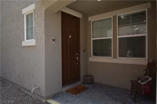 Photo #1: 2325832 Listing