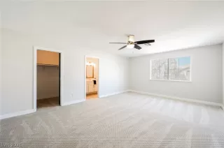 Photo #2: 2325893 Listing 