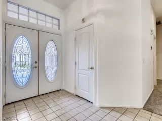 Photo #4: 2325904 Listing 