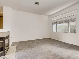 Photo #5: 2325904 Listing 