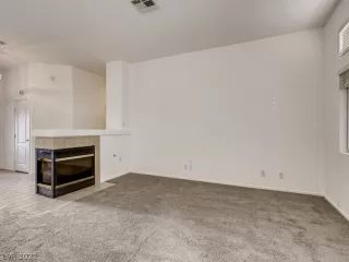 Photo #6: 2325904 Listing 