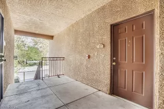 Photo #2: 2325912 Listing