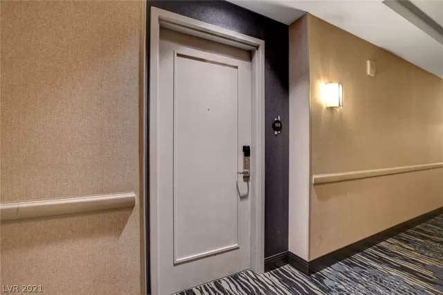 MLS: 2325958 Condo For Sale