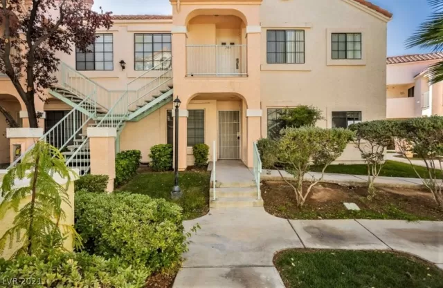 MLS: 2325960 Condo For Sale