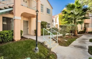 Photo #2: 2325960 Listing 