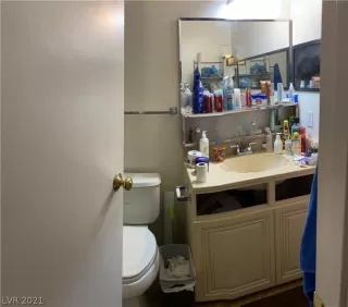 Photo #5: 2326011 Listing 