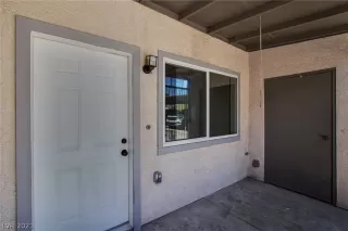 Photo #1: 2326020 Listing 