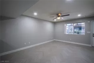 Photo #4: 2326020 Listing 