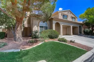 Photo #3: 2326030 Listing