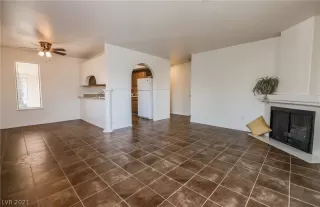 Photo #5: 2326053 Listing 