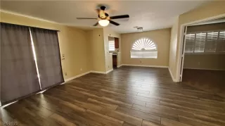 Photo #1: 2326077 Listing