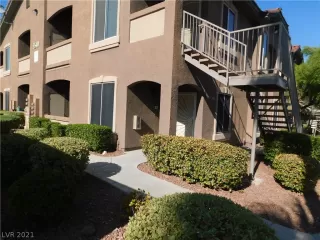 Photo #2: 2326092 Listing