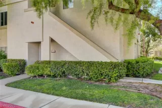 Photo #1: 2326096 Listing