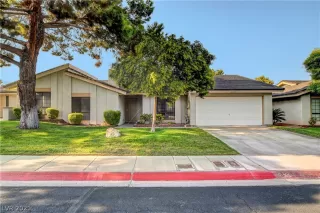 Photo #2: 2326124 Listing 