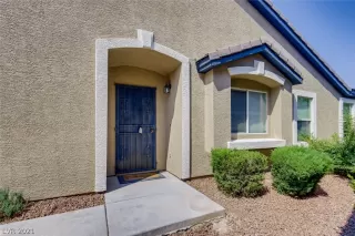 Photo #3: 2326129 Listing