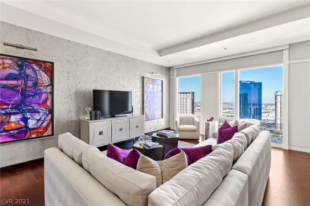 MLS: 2326147 Condo For Sale