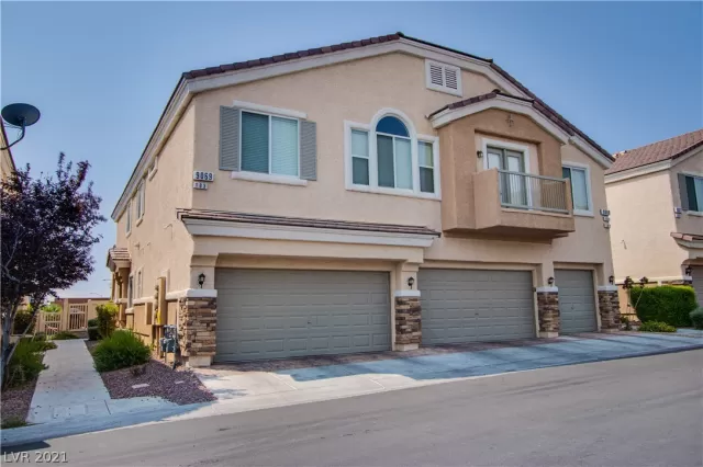 MLS: 2326151 Condo For Sale