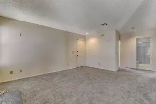 Photo #6: 2326169 Listing 