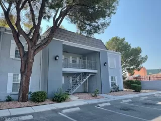 Photo #2: 2326181 Listing 